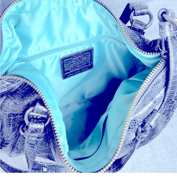 Coach Alexandra Black Leather Alligator Print Bag GUC - Picture 7 of 7